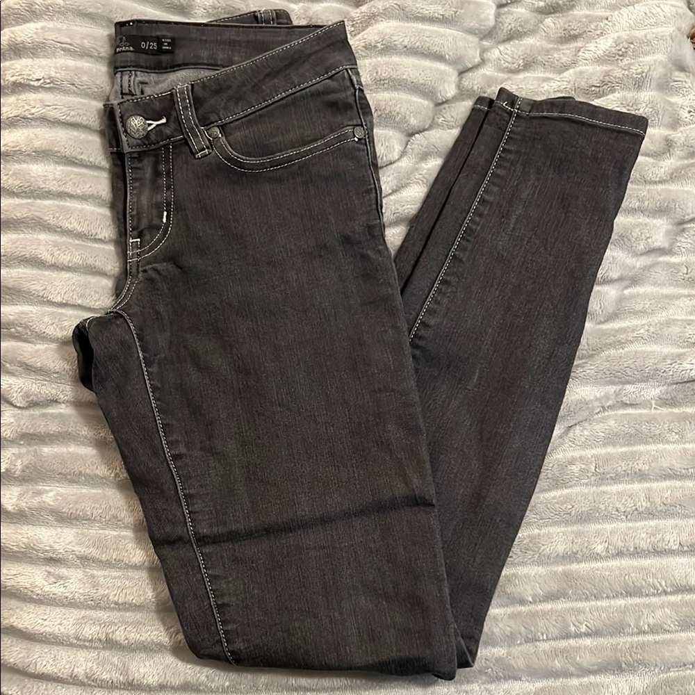 Women’s grey Prana pants 0/25